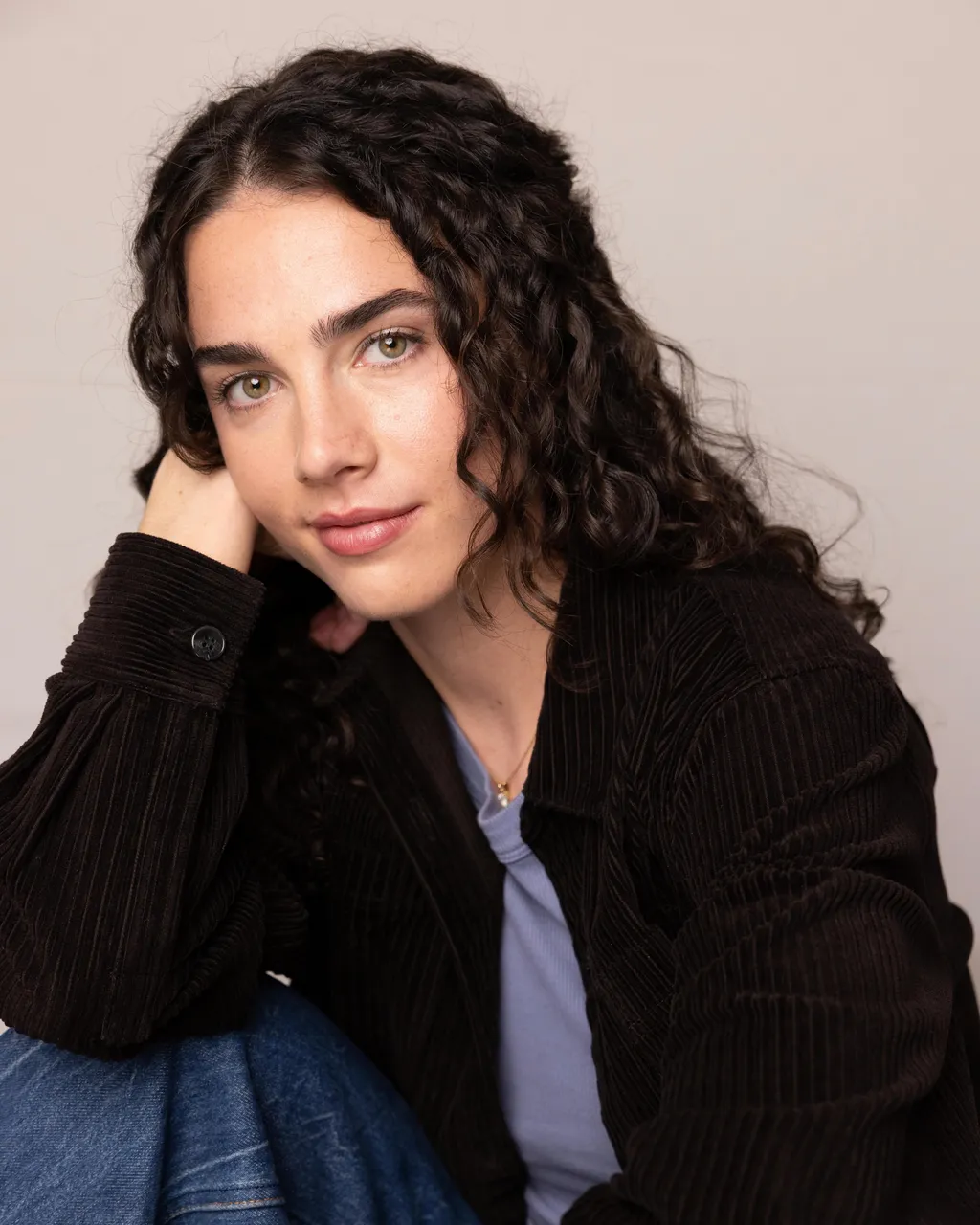 Anna Graves