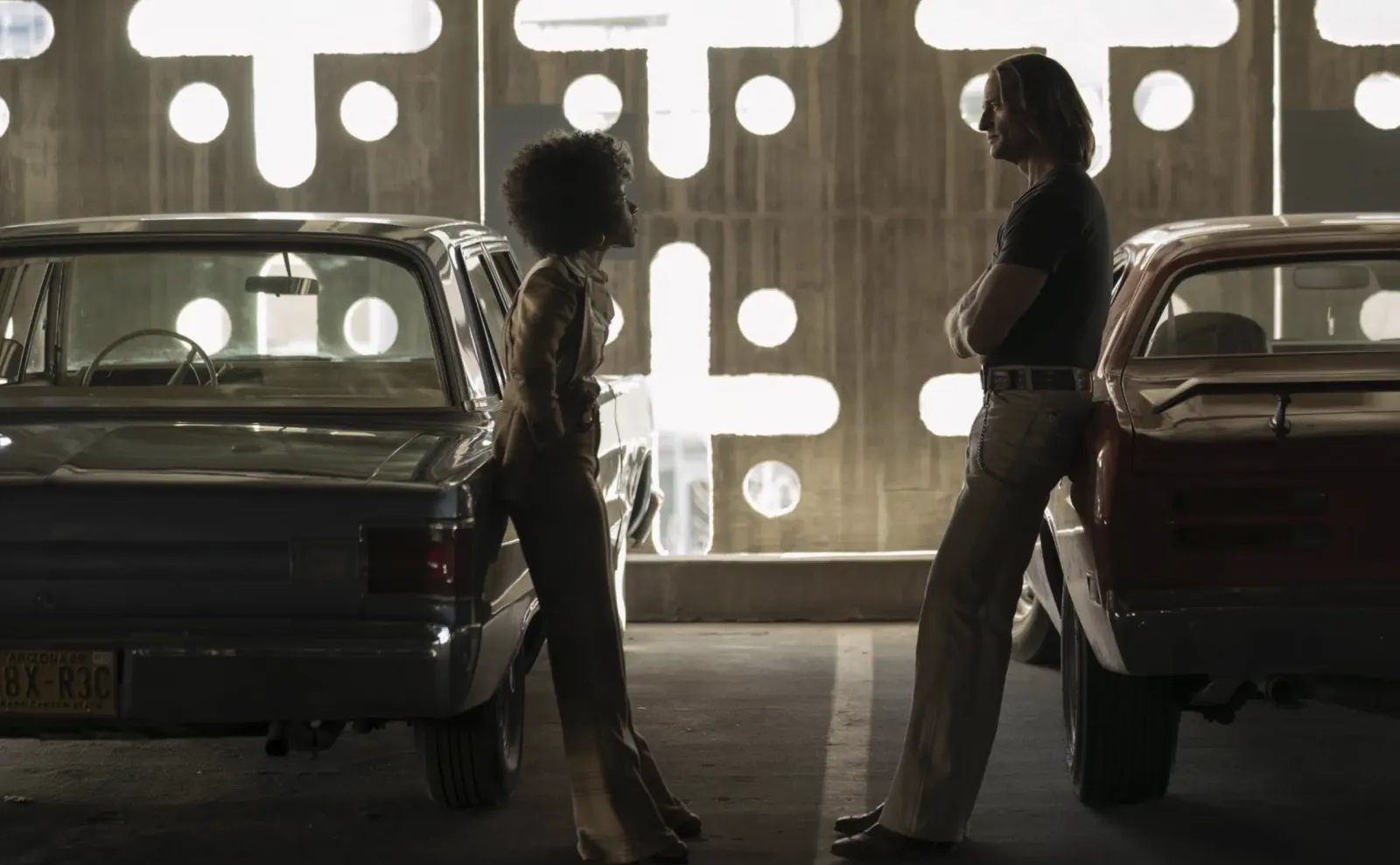 Duster, nova série criada por J.J. Abrams, ganha trailer e data de estreia na Max - A Odisseia