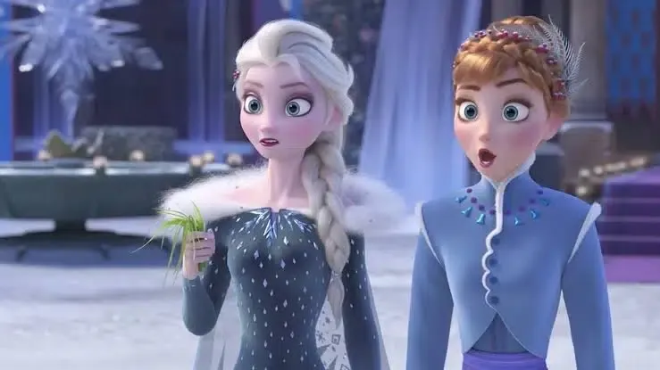 Disney: 25 Things About Elsa From Frozen That Make No Sense